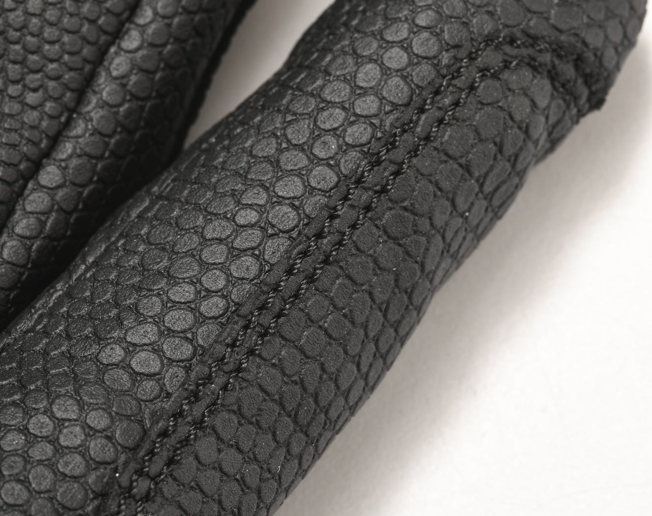 M Breathable Mesh Gloves (Silicone Palm) Back